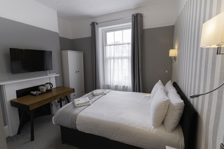 Bedroom 4, The Pier Hotel, East Sussex