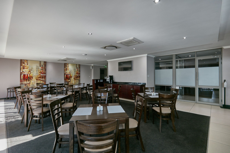 Food & Drinks 5, Regent Select Hotel, Gaborone