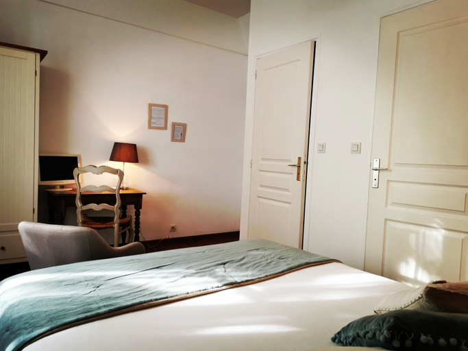 Bedroom 4, Hotel Restaurant Le Bosquet, Maine-et-Loire