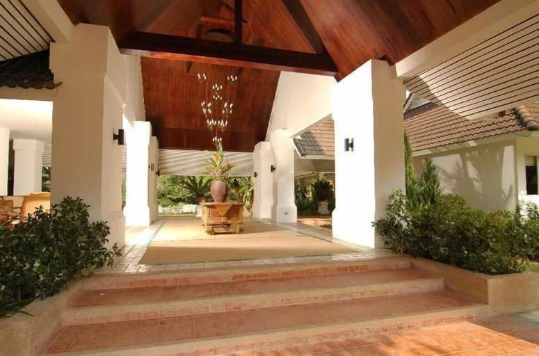 Exterior & Views, Tamarind Lake Villa, Sattahip