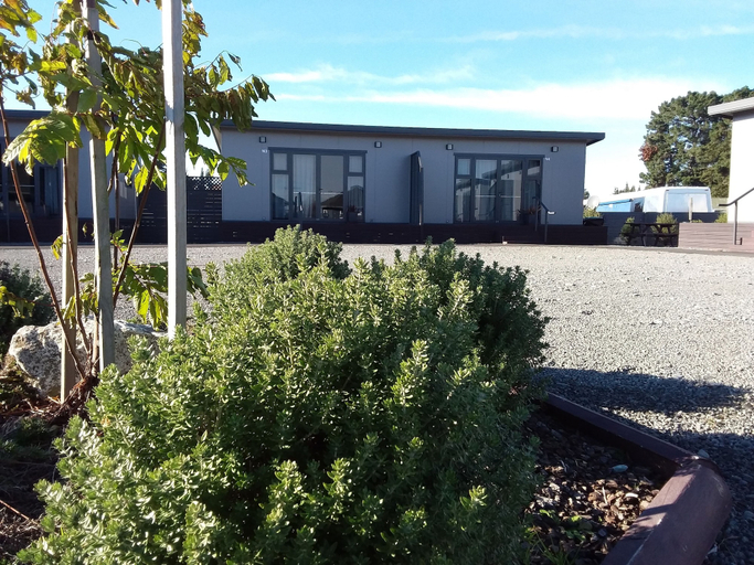 Others 5, Pine Lake View Lodge, Waimakariri