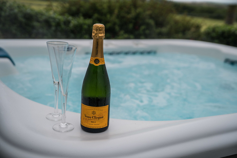 Food & Drinks 5, Bayview Farm Holiday Cottages, Causeway Coast and Glens