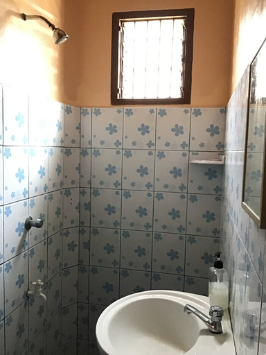 Bathroom 5, Ferranco Tourist Inn, San Vicente