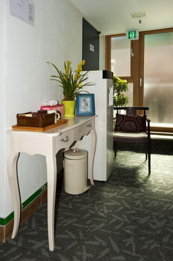 Others 4, Myeongdong ECO House, Jung
