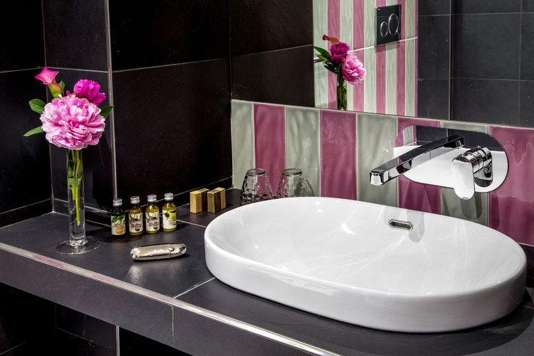 Bathroom 5, GCF Luxury Suites, Guest House, Rome