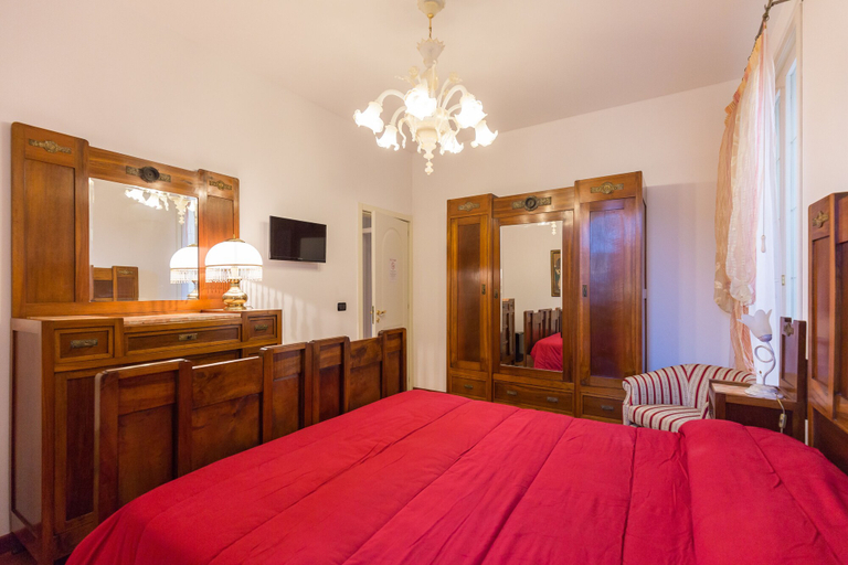 Bedroom 3, Villa Bellini, Ferrara