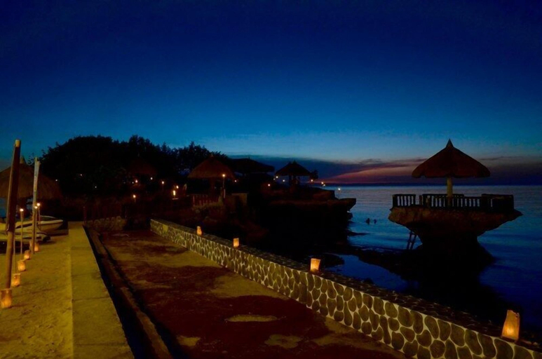 Exterior & Views 2, Mangodlong Rock Resort, San Francisco