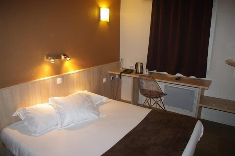 Bedroom 3, Hotel du Moulin à Vent Gerland, Rhône