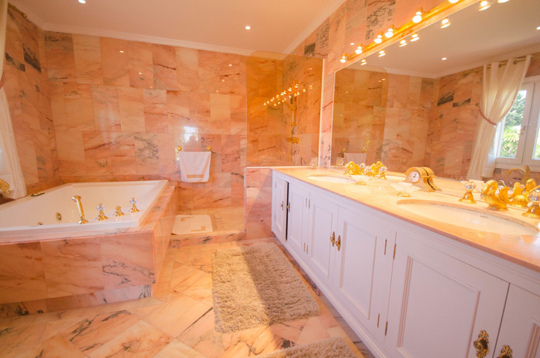 Bathroom 3, Villa Shayna, Málaga