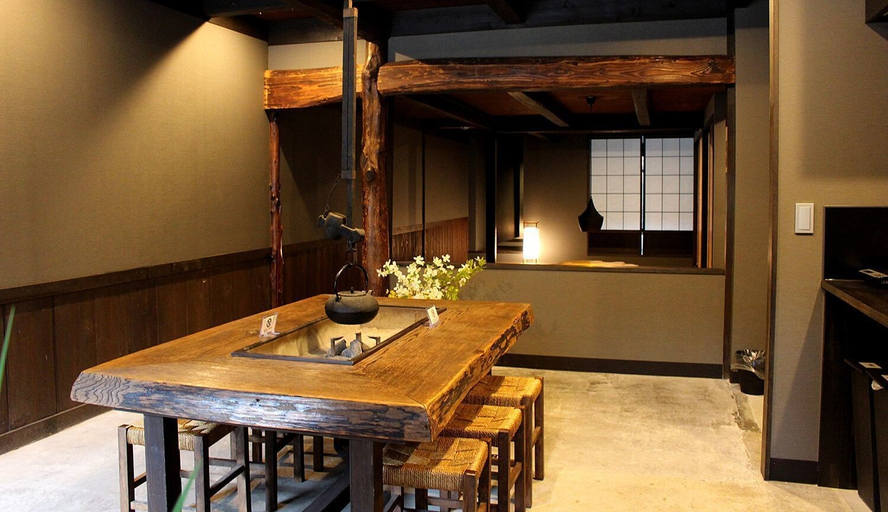 Others 5, Kibun no Niwa, Takayama