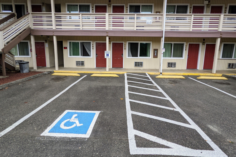 Exterior & Views 2, Fairground Inn, Snohomish
