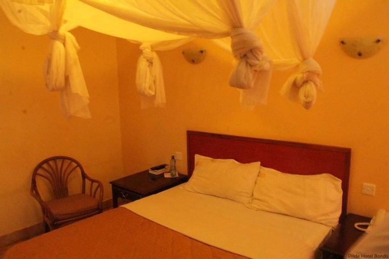 Bedroom 2, Bondo Pride Hotel, Bondo