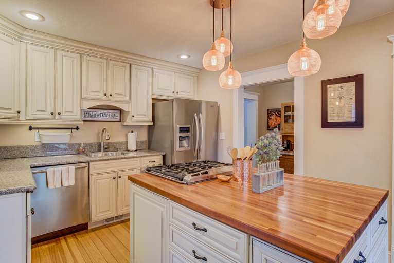 Others 5, 4BD Luxuryclose to Downtown3ba & Pet-friendly!!, El Paso