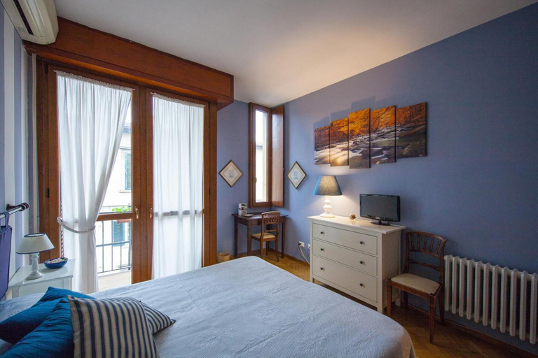 Bedroom 3, B&B A Teatro, Florence