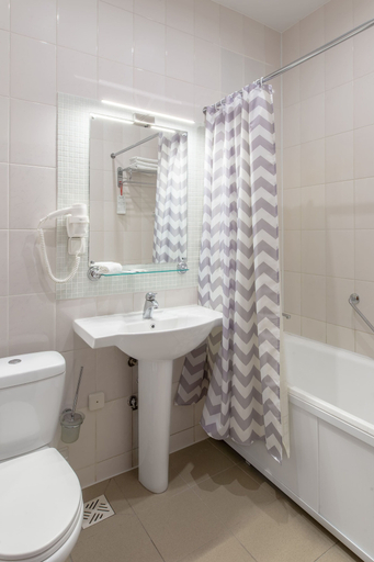 Bathroom 4, Cronwell Nika Center, Omskiy rayon