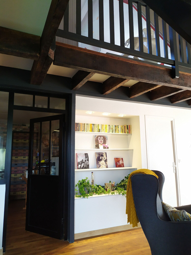Exterior & Views, L'attrape coeurs, Orne