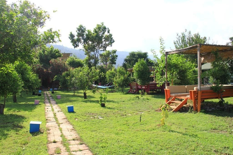 Others 5, Esralina Pension, Kemer
