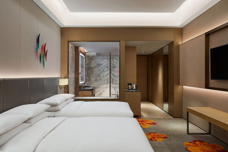 Bedroom 3, Sheraton Beijing Lize Hotel, Beijing