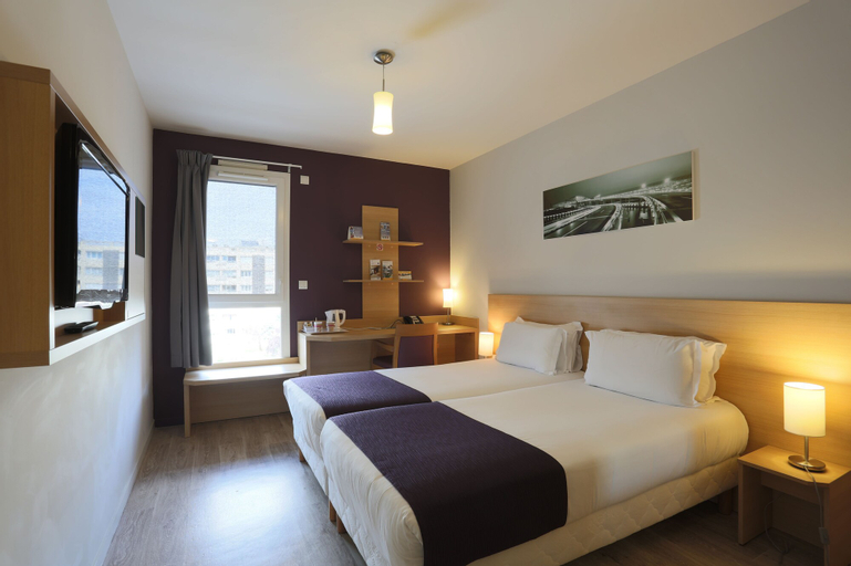 Bedroom 8