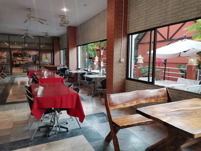 Food & Drinks 5, Jomtien longstay hotel, Pattaya