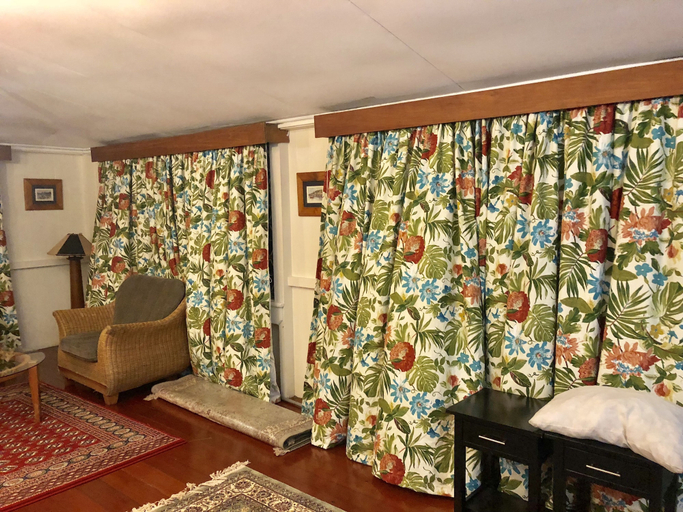 Others 4, The Denison Cottage, Rewa