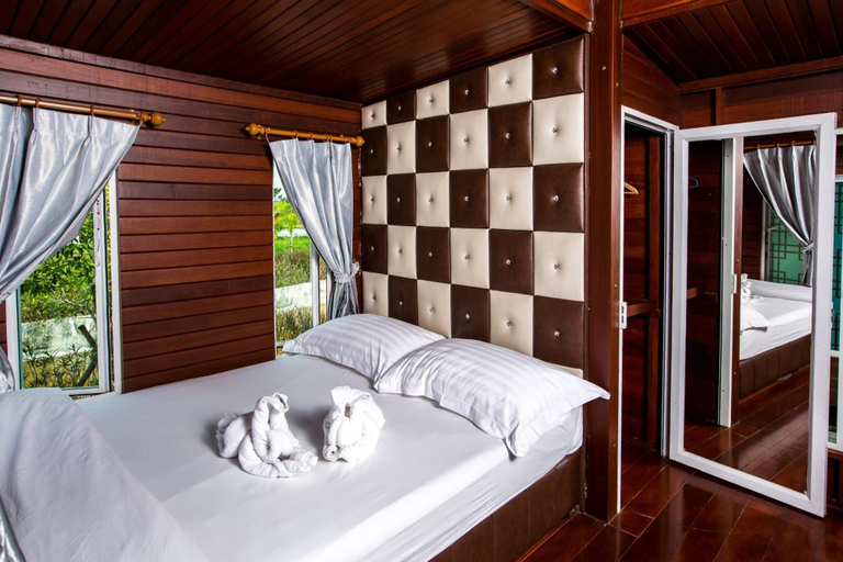 Bedroom 2, Prew Lom Chom Nam, Pluak Daeng