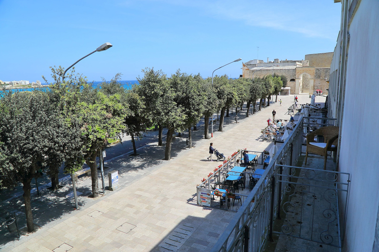 Others 4, Balcone su Otranto, Lecce