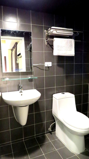 Bathroom, Inn Taichung Hostel, Taichung
