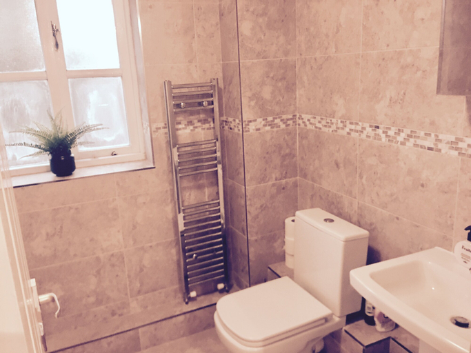 Bathroom, Angel House, London