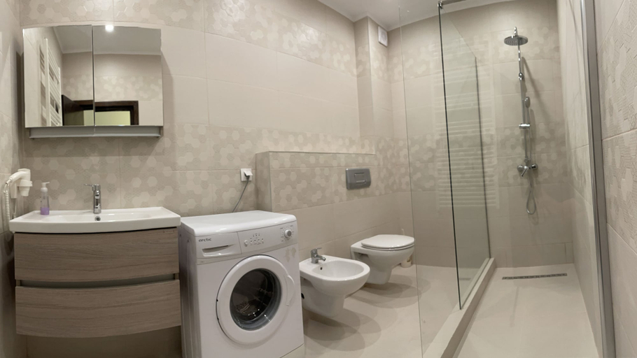 Bathroom, Apart holiday Maria Mamaia, Constanta