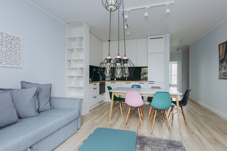 Others 5, ShortStayPoland Żupnicza - B32, Warsaw