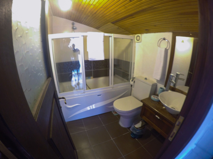 Bathroom, Bozcaada Boutique, Bozcaada