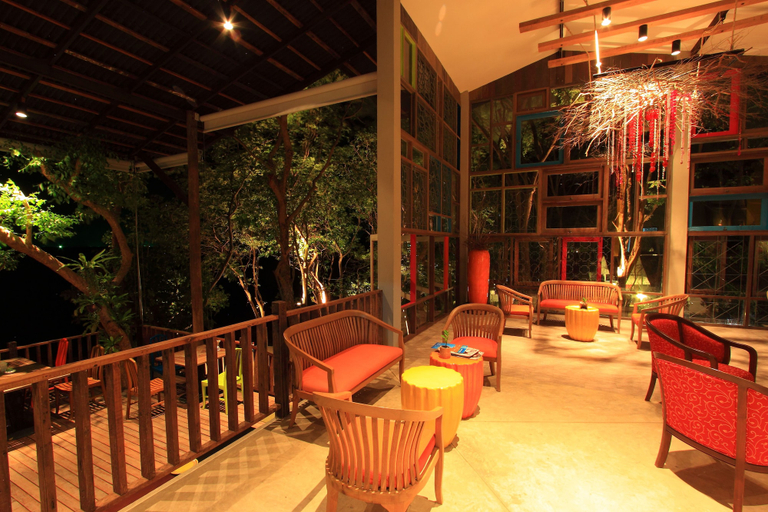 Food & Drinks 5, Baan Supparod, Muang Rayong