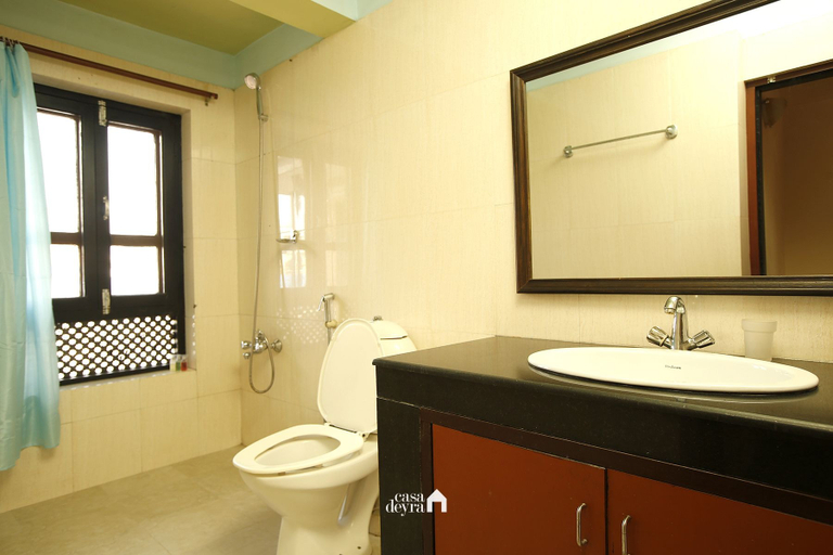 Bathroom 4, Kathmandu Heritage Home by Casa Deyra, Bagmati