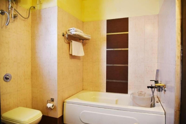 Bathroom 3, Indraprastha Resort Dalhousie, Chamba