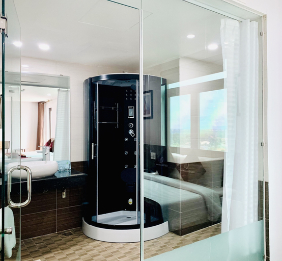 Bathroom 4, CKC Thien Duong Hotel, Đồng Hới