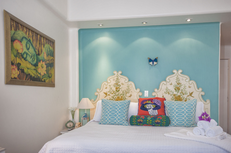 Bedroom, Beach Front Girasol Sur Apartments, Puerto Vallarta