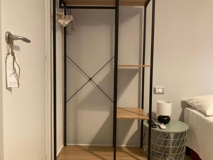 Bedroom 3, Gatto Bianco Picone 19, Bari