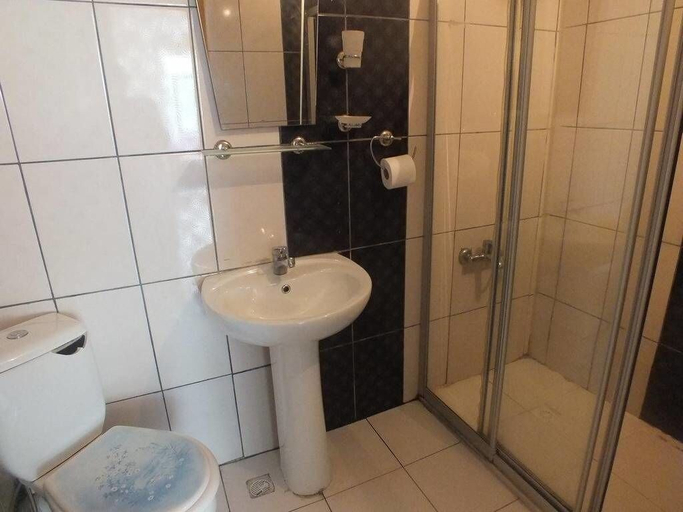 Bathroom 5, Pera Suites & Studios, Beyoğlu