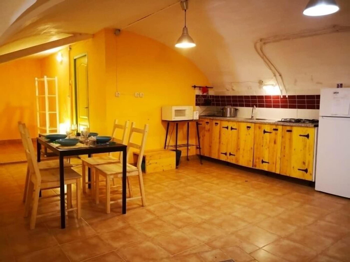 Others 4, Apartamento 6114, Girona