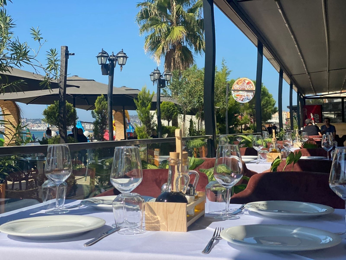 Food & Drinks 5, Hotel Alion, Durrësit