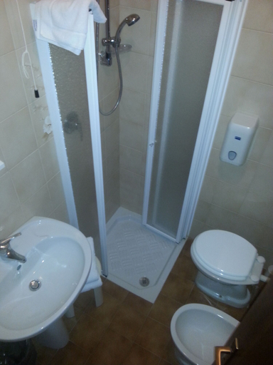 Bathroom 4, Hotel Belvedere, Verona