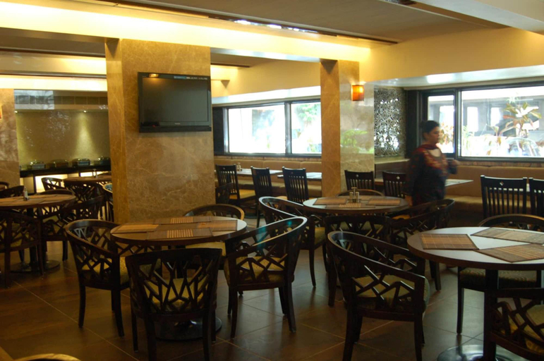 Food & Drinks 5, The President - A Boutique Hotel, Ahmadabad