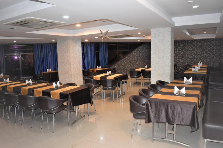 Food & Drinks 4, Hotel Aditya, Ranchi