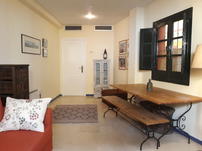 Bedroom 3, Centrico y Luminoso Apartamento, Sevilla