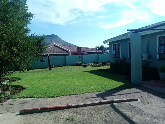 Gracehouse B&B, Chris Hani