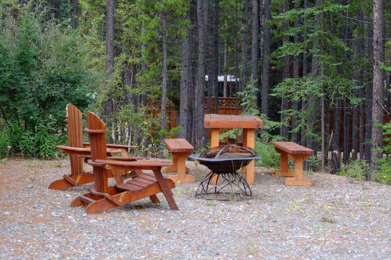 Others 4, Yukon Pines, Yukon
