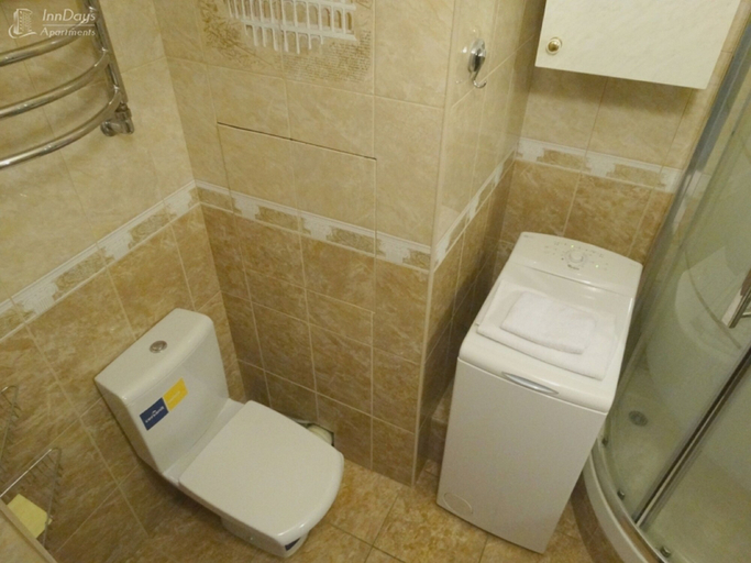 Bathroom 3, Apartment InnDays 50 let VLKSM, Podol'skiy rayon