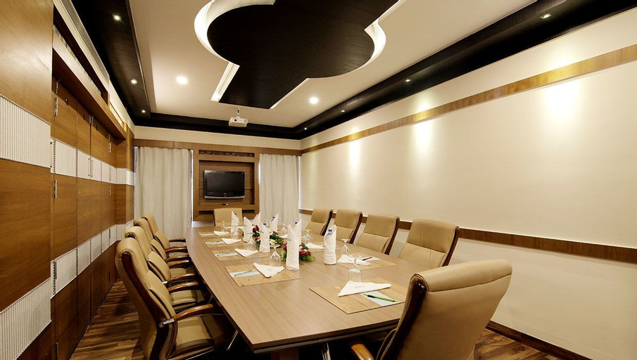 Business Facilities 19