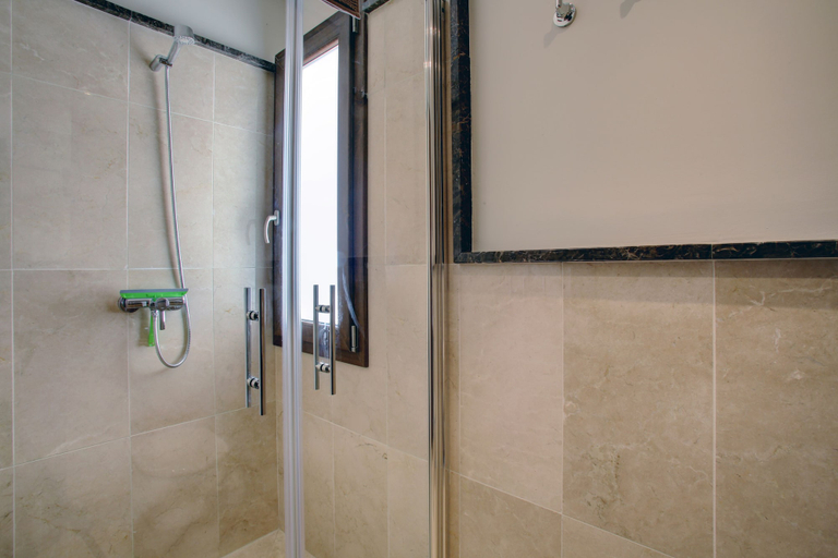 Bathroom 4, Villa Benahavis Hills Country Club & Spa, Málaga